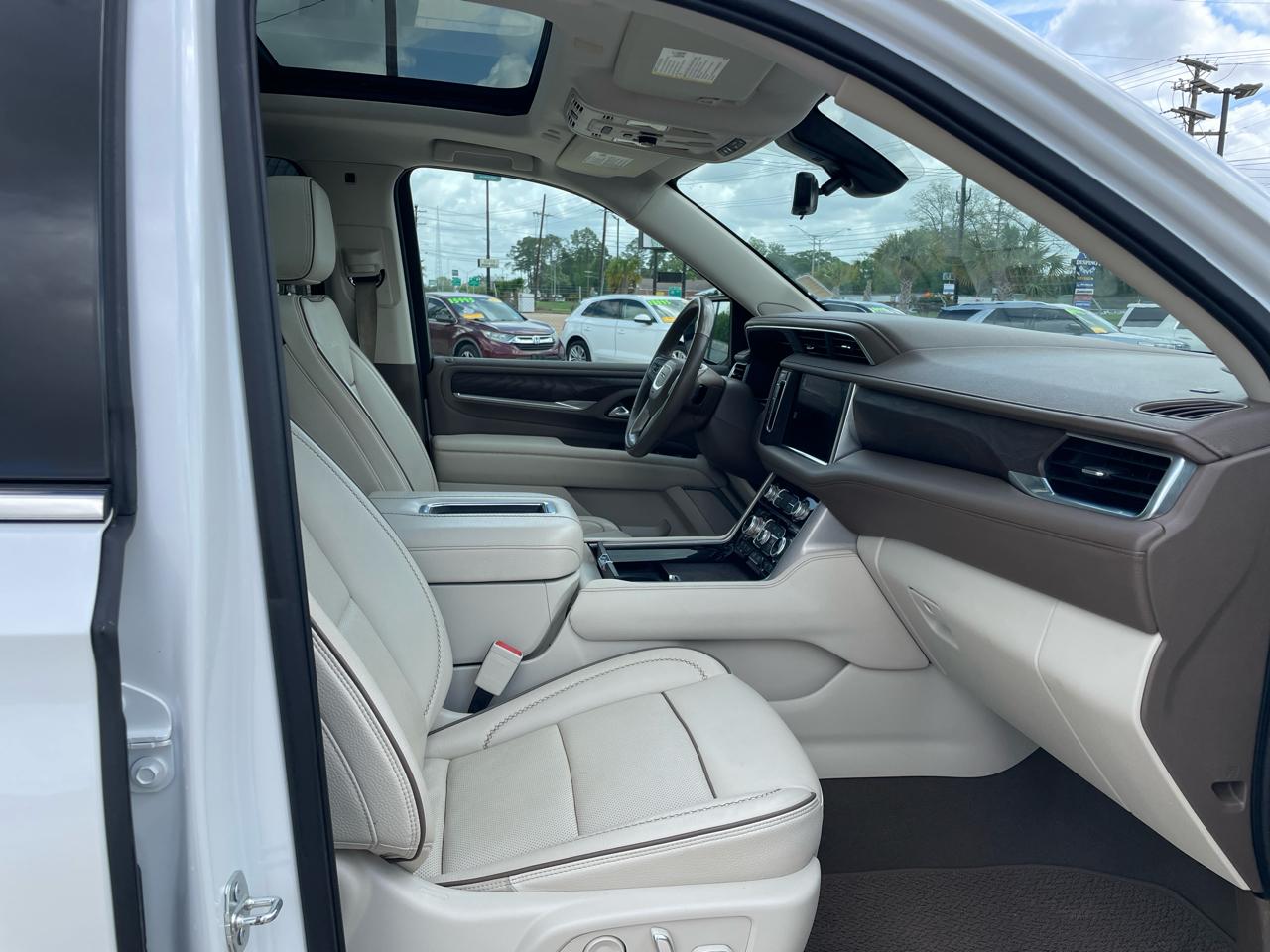 GMC Yukon XL 4WD 4dr Denali 2022