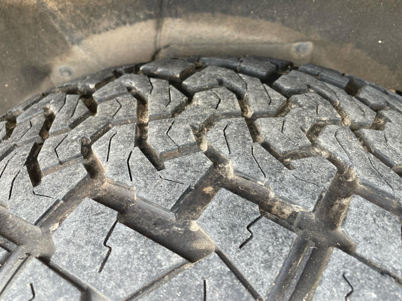 GMC Yukon XL 4WD 4dr Denali 2022