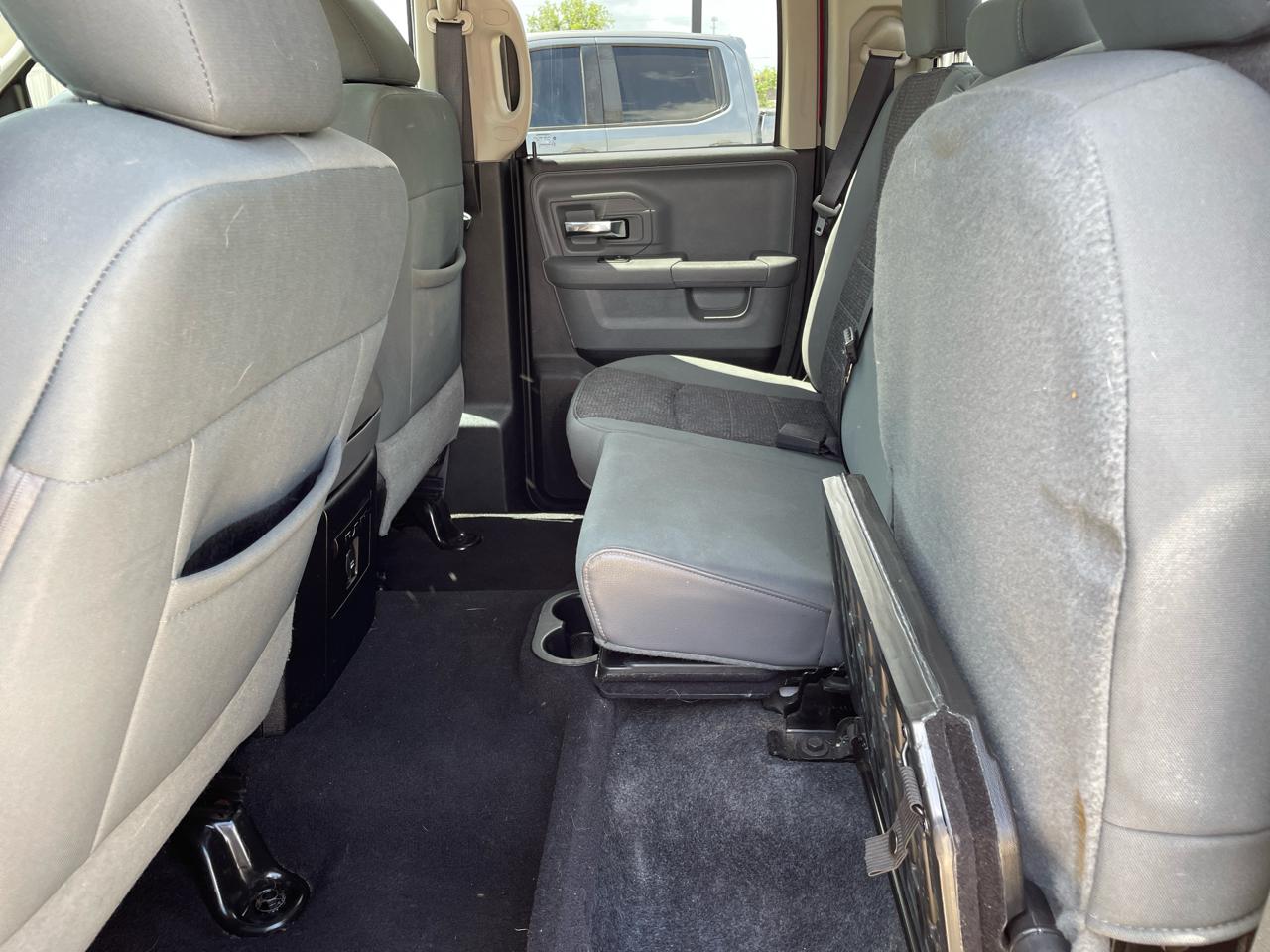 RAM 1500 2WD Quad Cab 140.5" Lone Star 2015