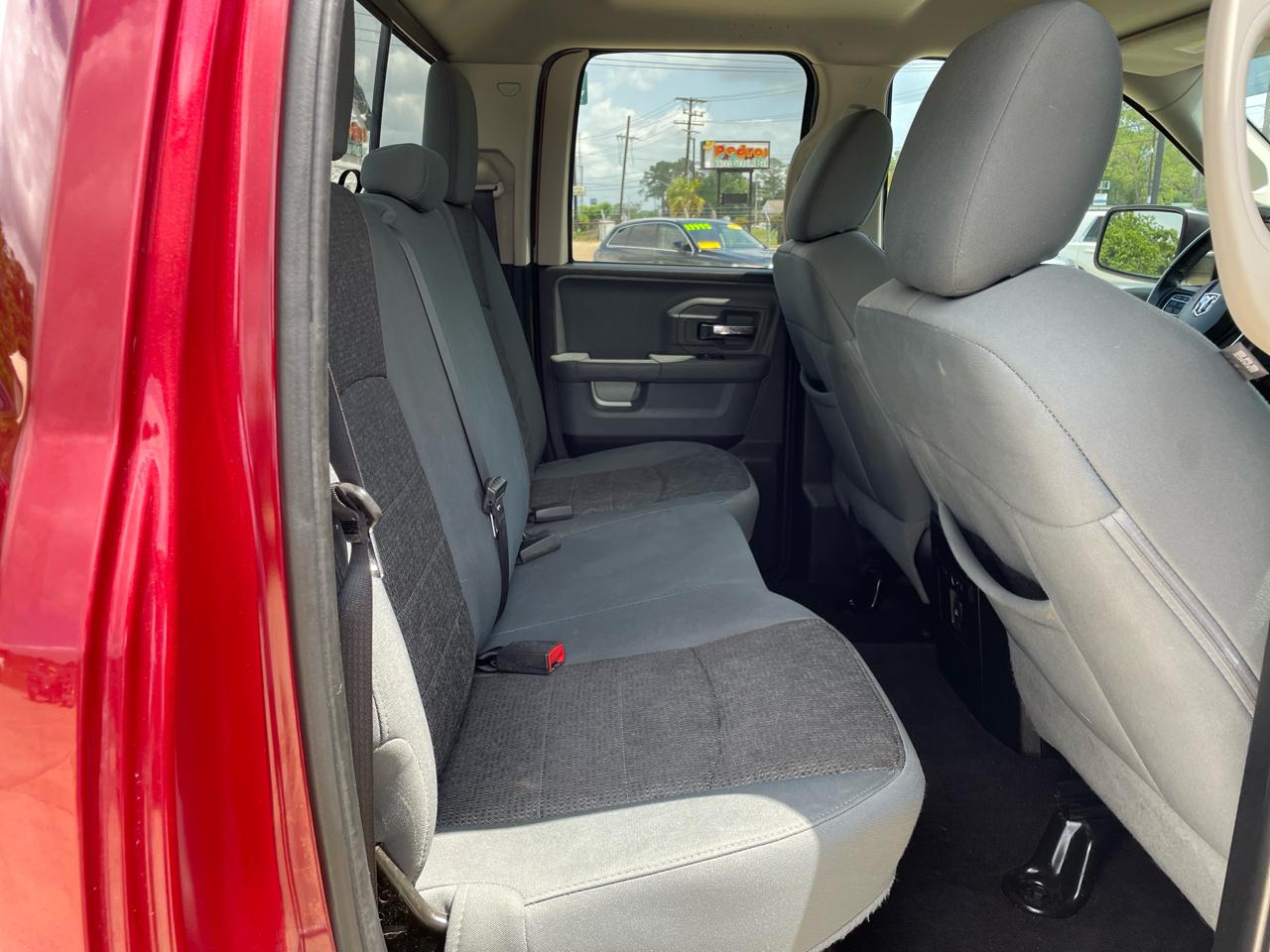 RAM 1500 2WD Quad Cab 140.5" Lone Star 2015