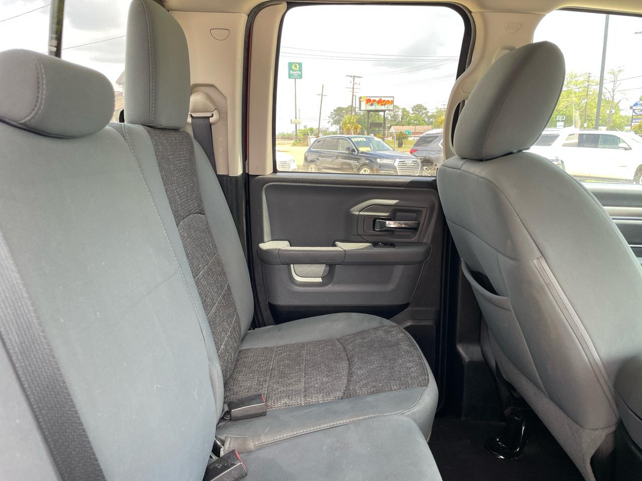 RAM 1500 2WD Quad Cab 140.5" Lone Star 2015