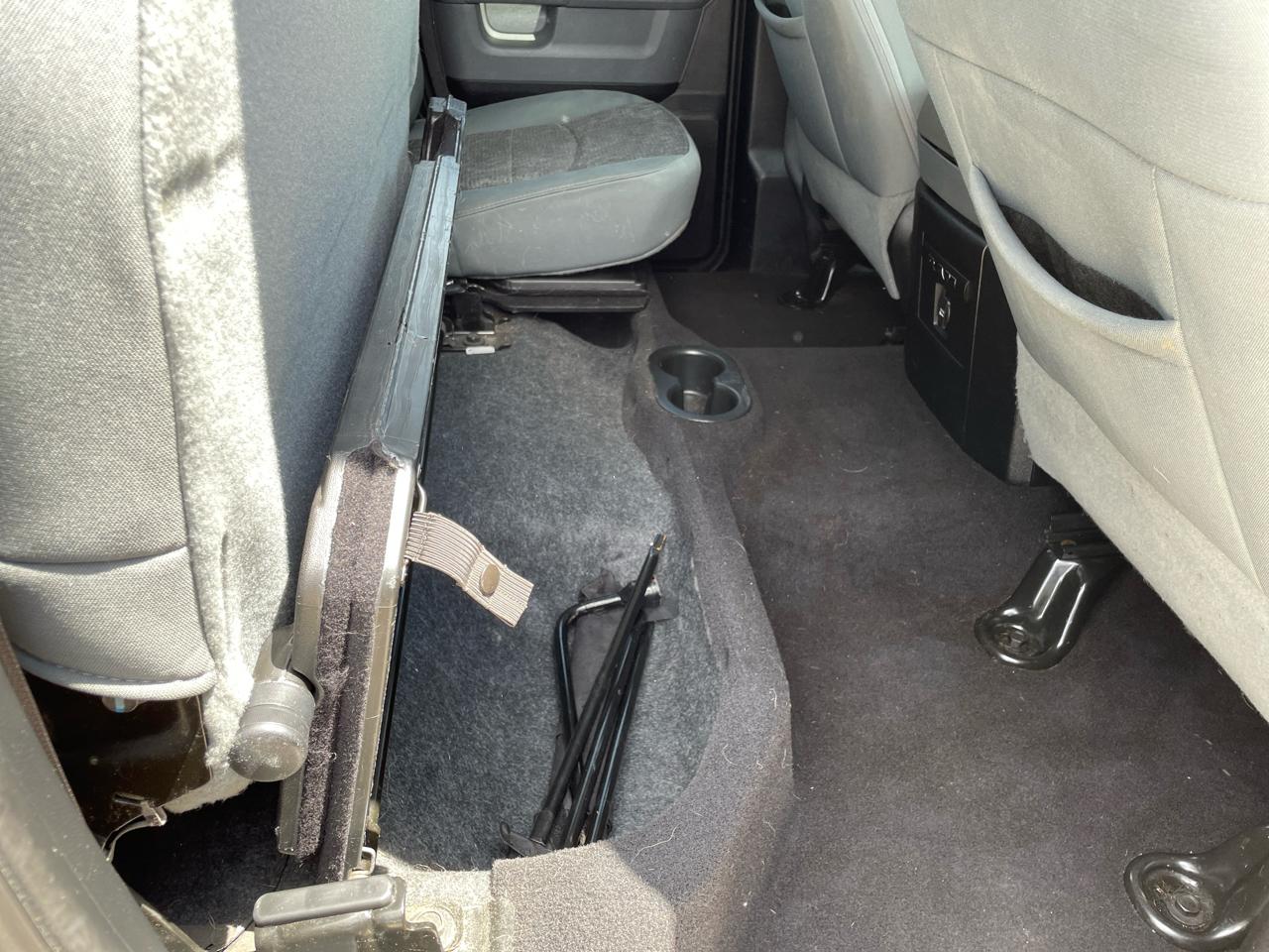 RAM 1500 2WD Quad Cab 140.5" Lone Star 2015