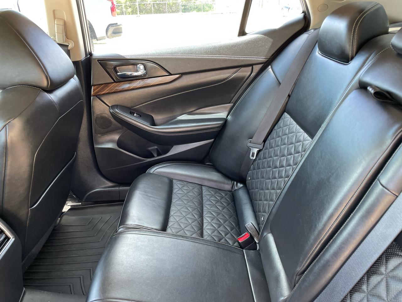 Nissan Maxima Platinum 3.5L 2017