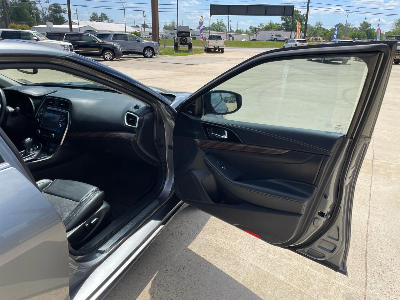 Nissan Maxima Platinum 3.5L 2017