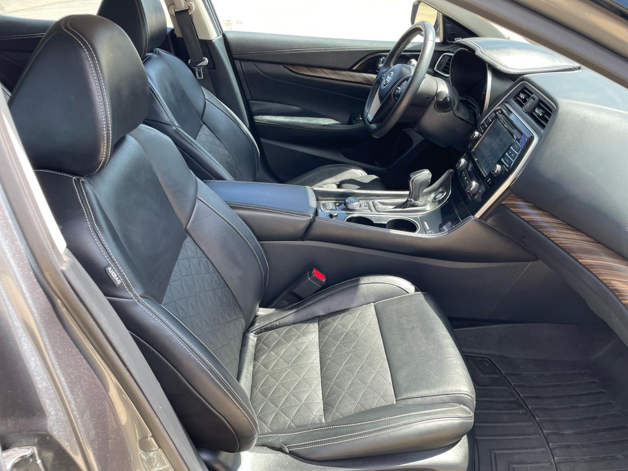 Nissan Maxima Platinum 3.5L 2017