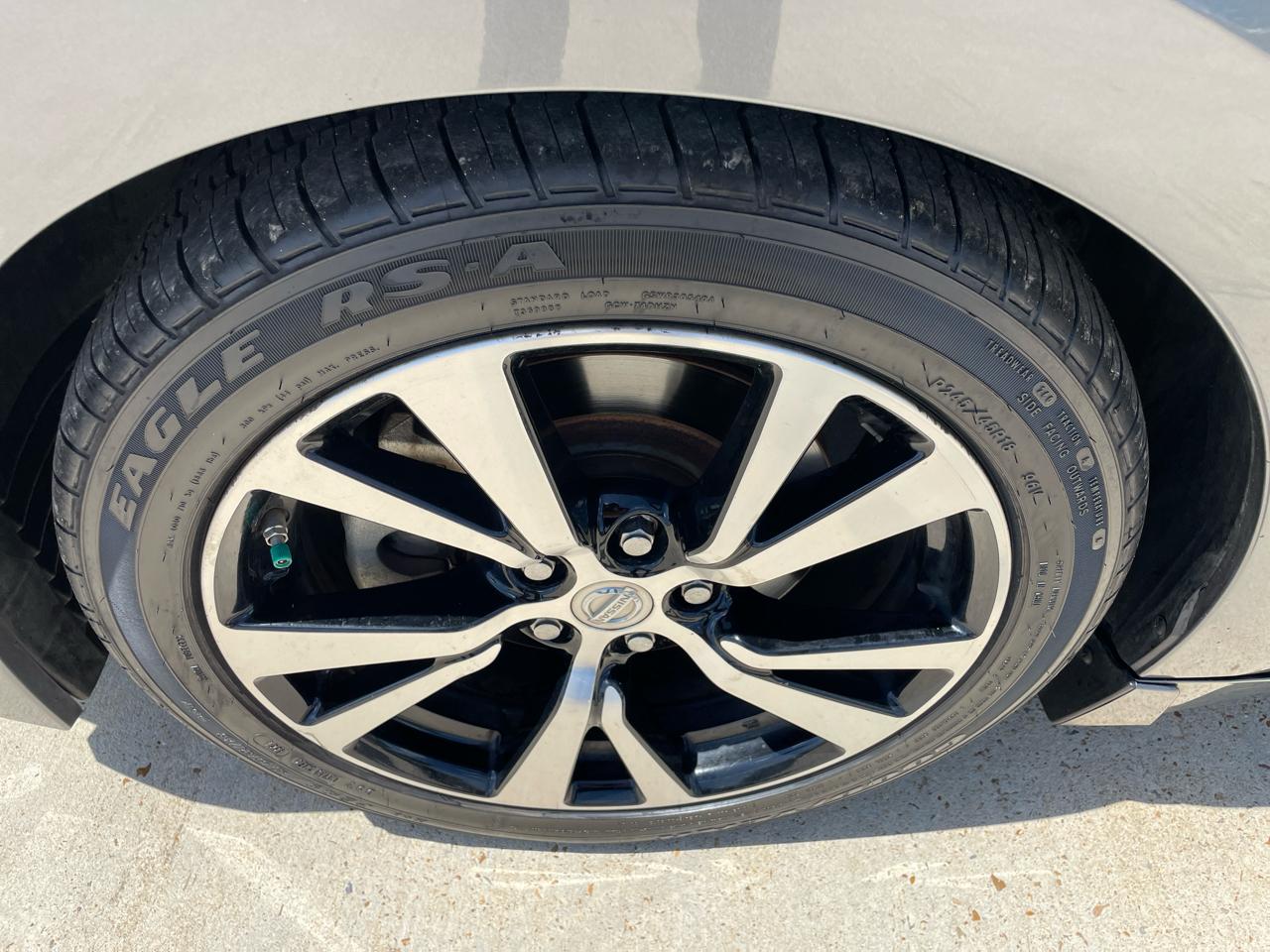 Nissan Maxima Platinum 3.5L 2017