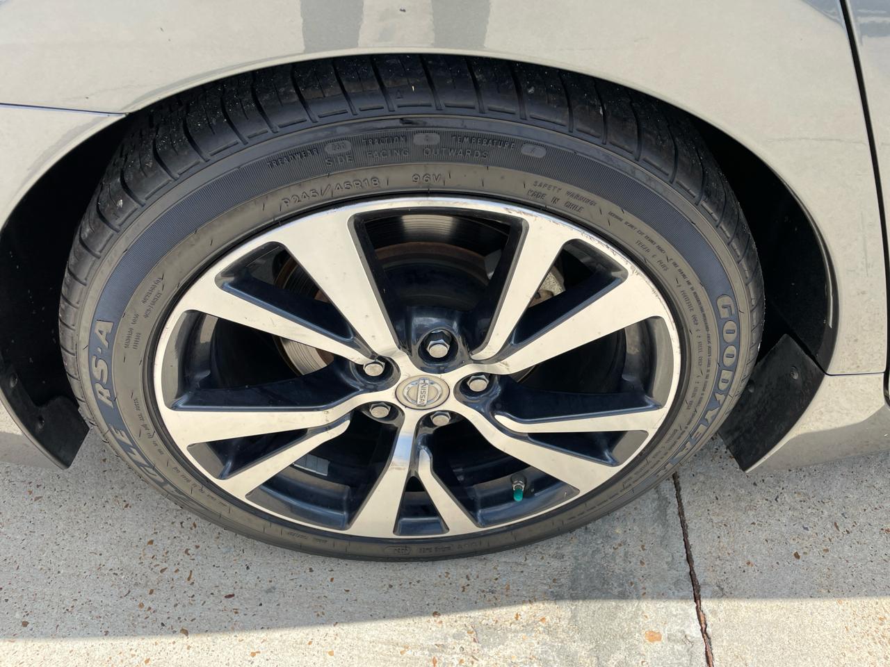 Nissan Maxima Platinum 3.5L 2017