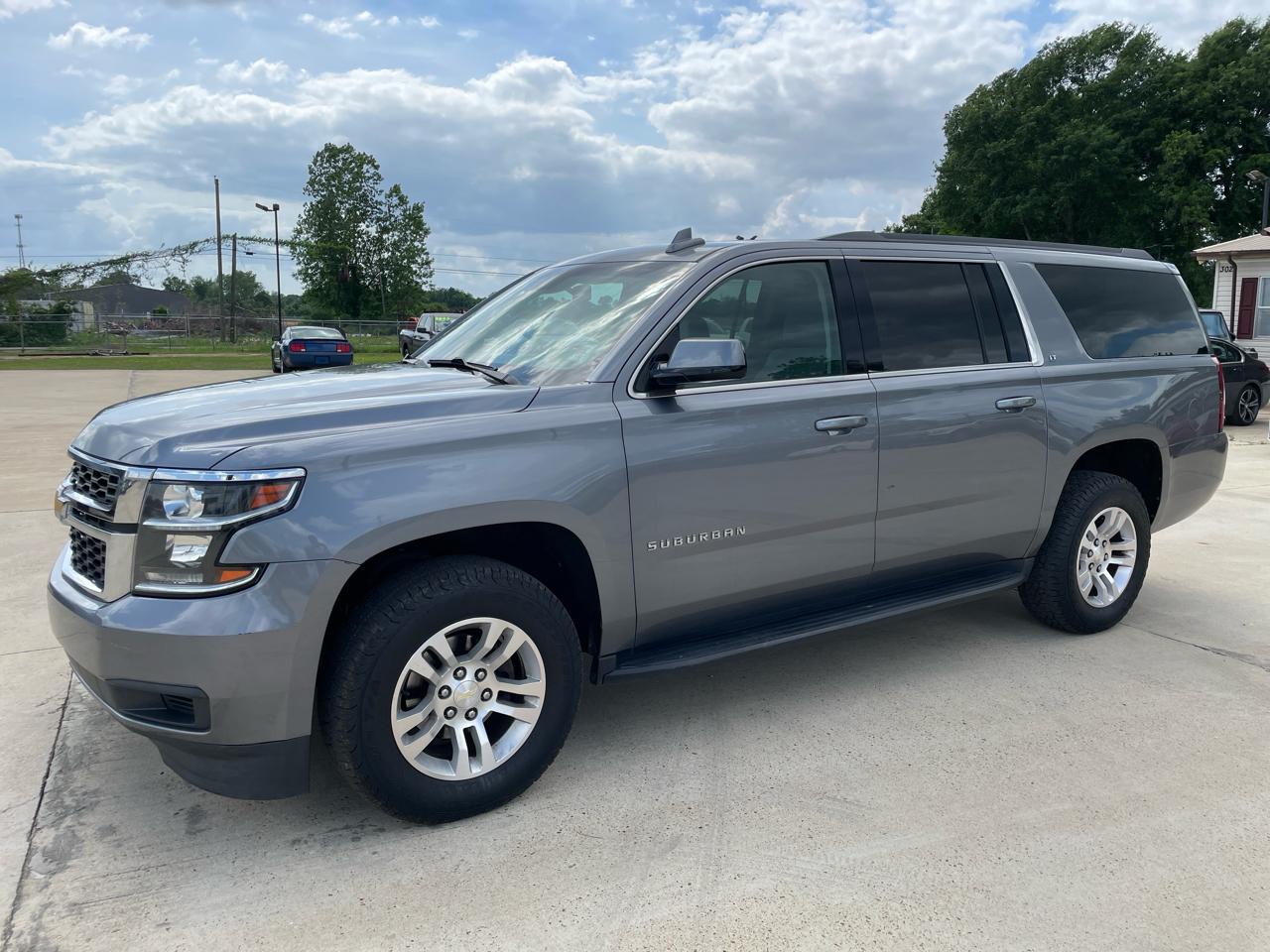 Chevrolet Suburban 4WD 4dr 1500 LT 2019