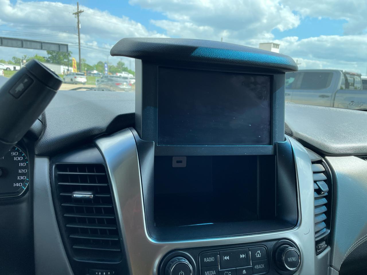 Chevrolet Suburban 4WD 4dr 1500 LT 2019