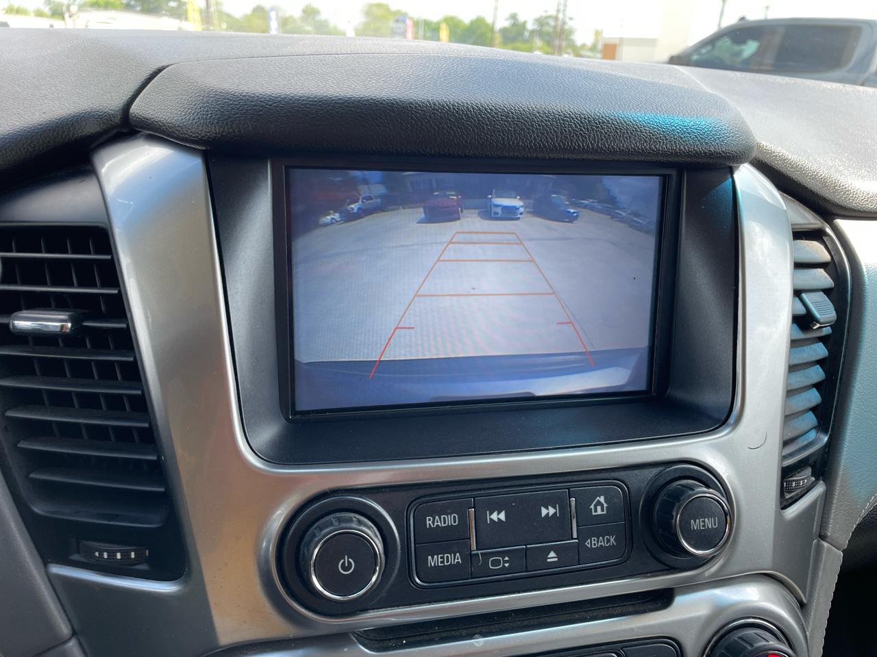 Chevrolet Suburban 4WD 4dr 1500 LT 2019