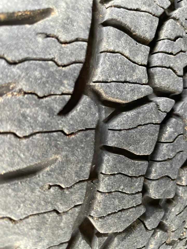 Chevrolet Suburban 4WD 4dr 1500 LT 2019