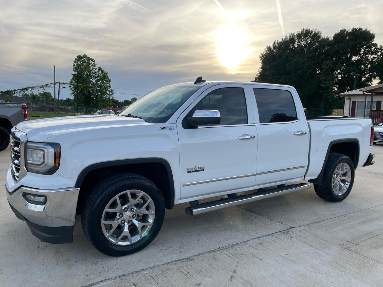GMC Sierra 1500 4WD Crew Cab 143.5" SLT 2018