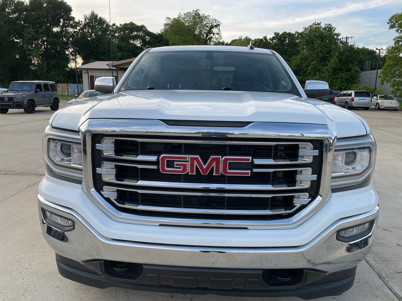 GMC Sierra 1500 4WD Crew Cab 143.5" SLT 2018