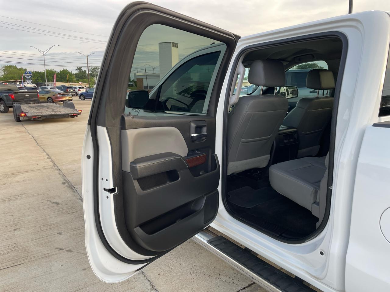 GMC Sierra 1500 4WD Crew Cab 143.5" SLT 2018