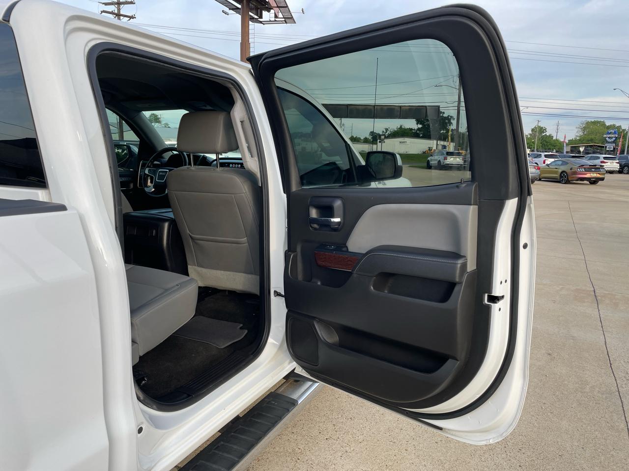 GMC Sierra 1500 4WD Crew Cab 143.5" SLT 2018