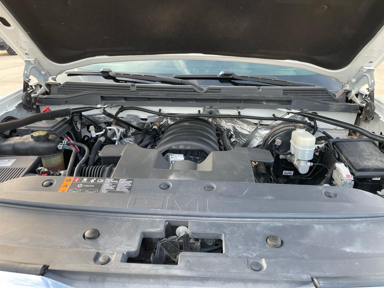 GMC Sierra 1500 4WD Crew Cab 143.5" SLT 2018