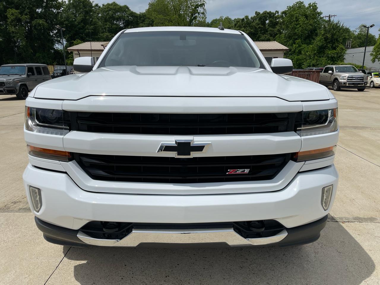 Chevrolet Silverado 1500 4WD Crew Cab 143.5" LT w/2LT 2017