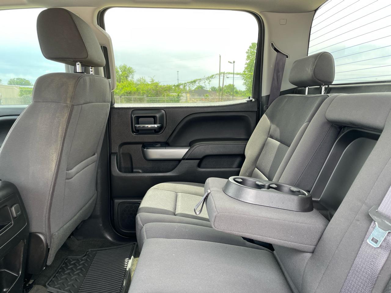 Chevrolet Silverado 1500 4WD Crew Cab 143.5" LT w/2LT 2017