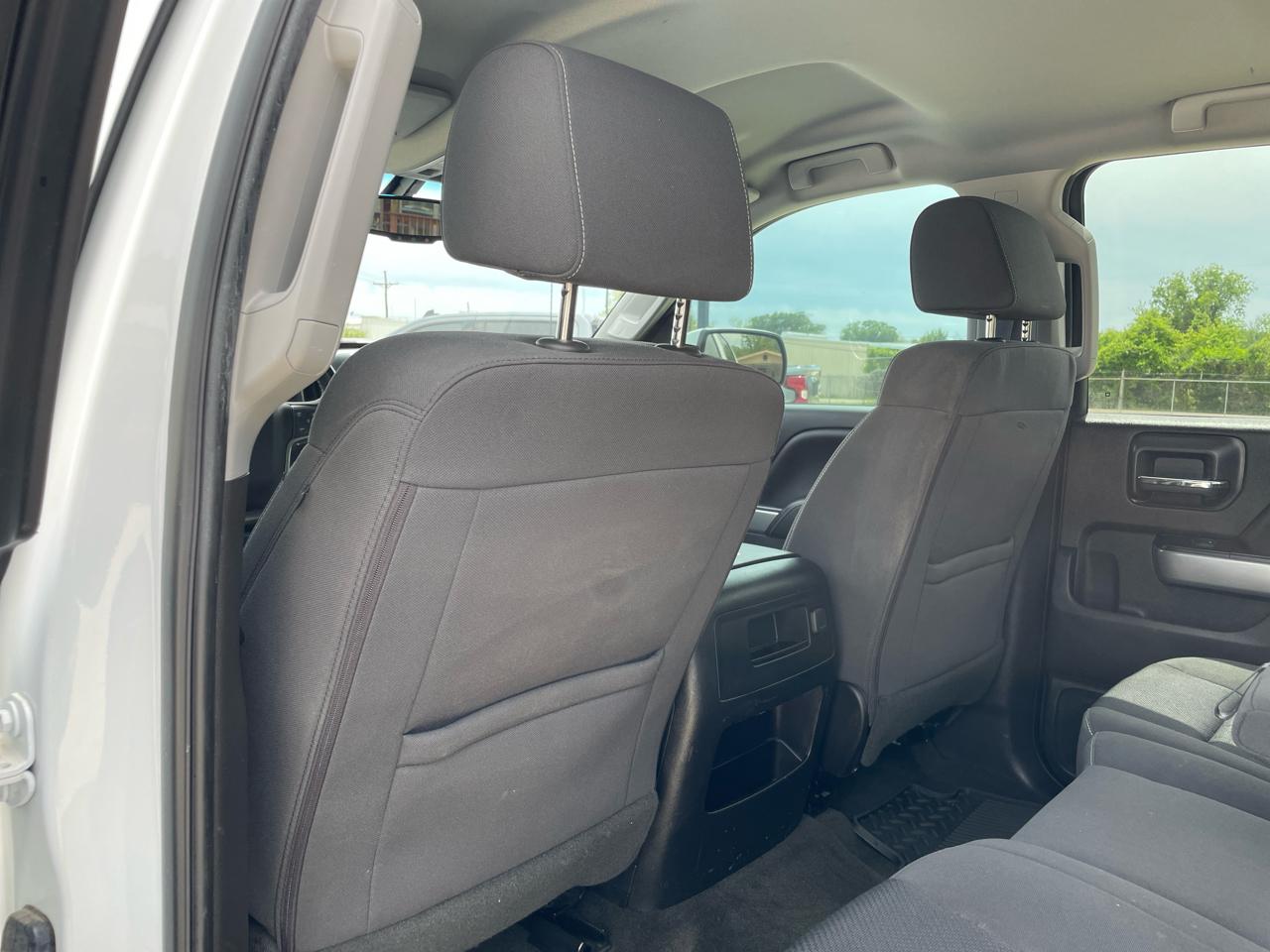 Chevrolet Silverado 1500 4WD Crew Cab 143.5" LT w/2LT 2017