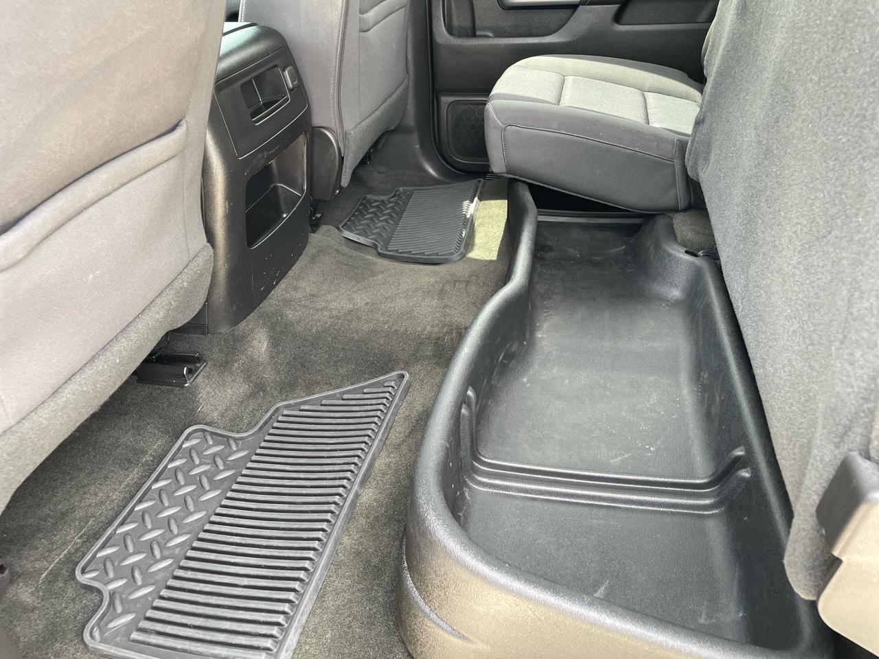 Chevrolet Silverado 1500 4WD Crew Cab 143.5" LT w/2LT 2017