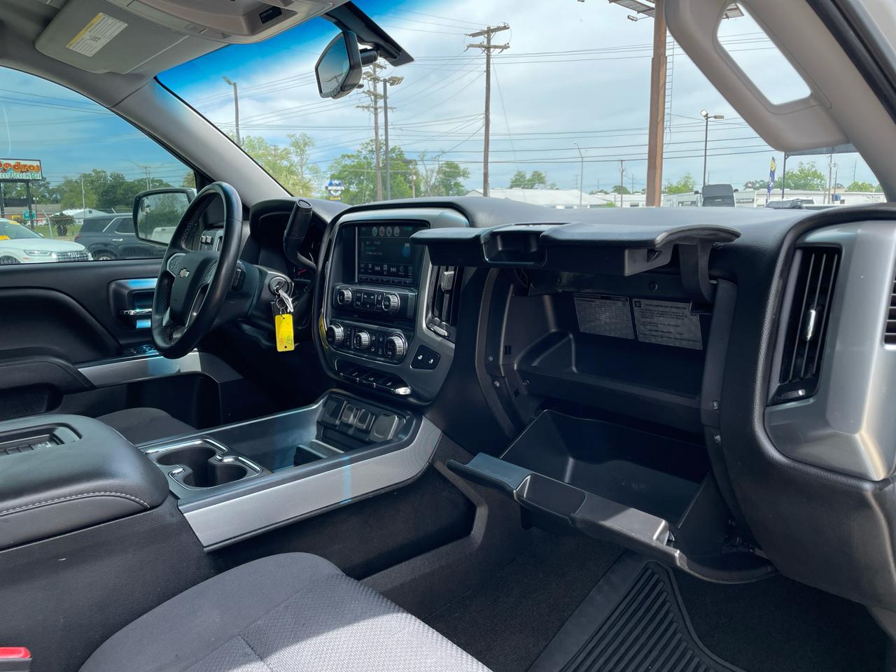 Chevrolet Silverado 1500 4WD Crew Cab 143.5" LT w/2LT 2017