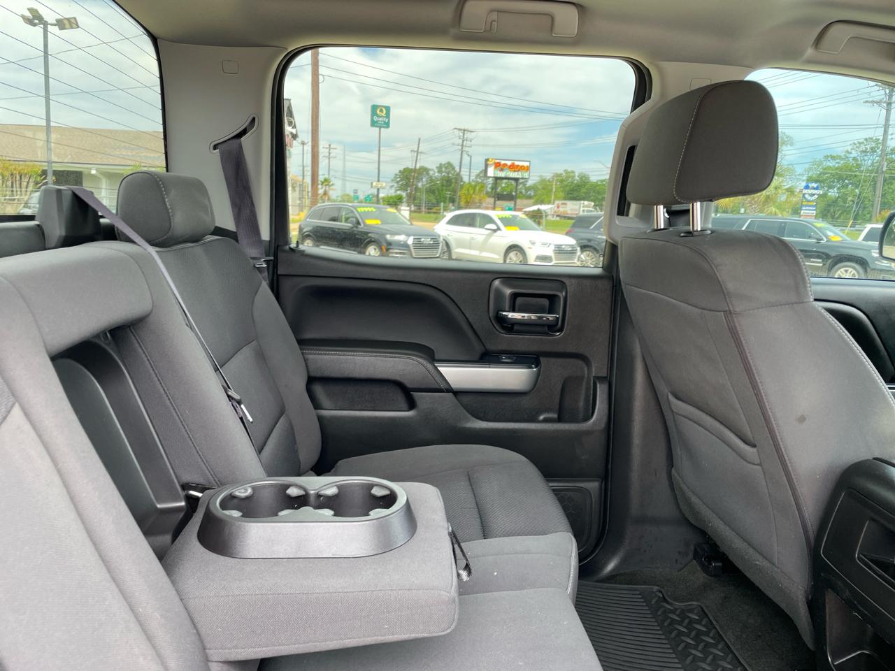 Chevrolet Silverado 1500 4WD Crew Cab 143.5" LT w/2LT 2017