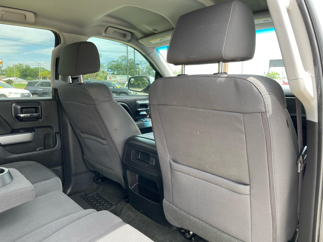 Chevrolet Silverado 1500 4WD Crew Cab 143.5" LT w/2LT 2017