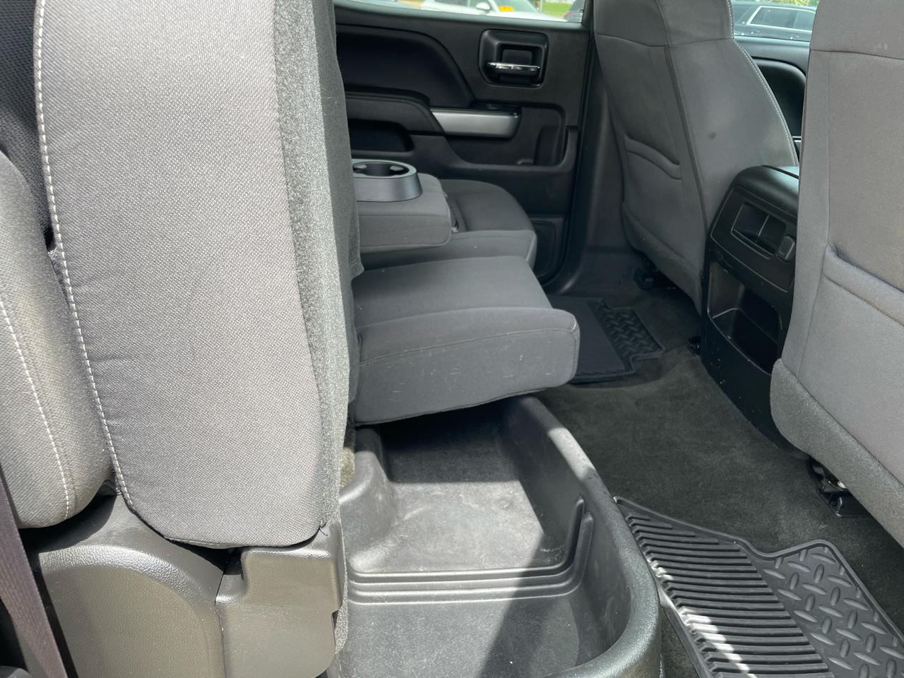 Chevrolet Silverado 1500 4WD Crew Cab 143.5" LT w/2LT 2017