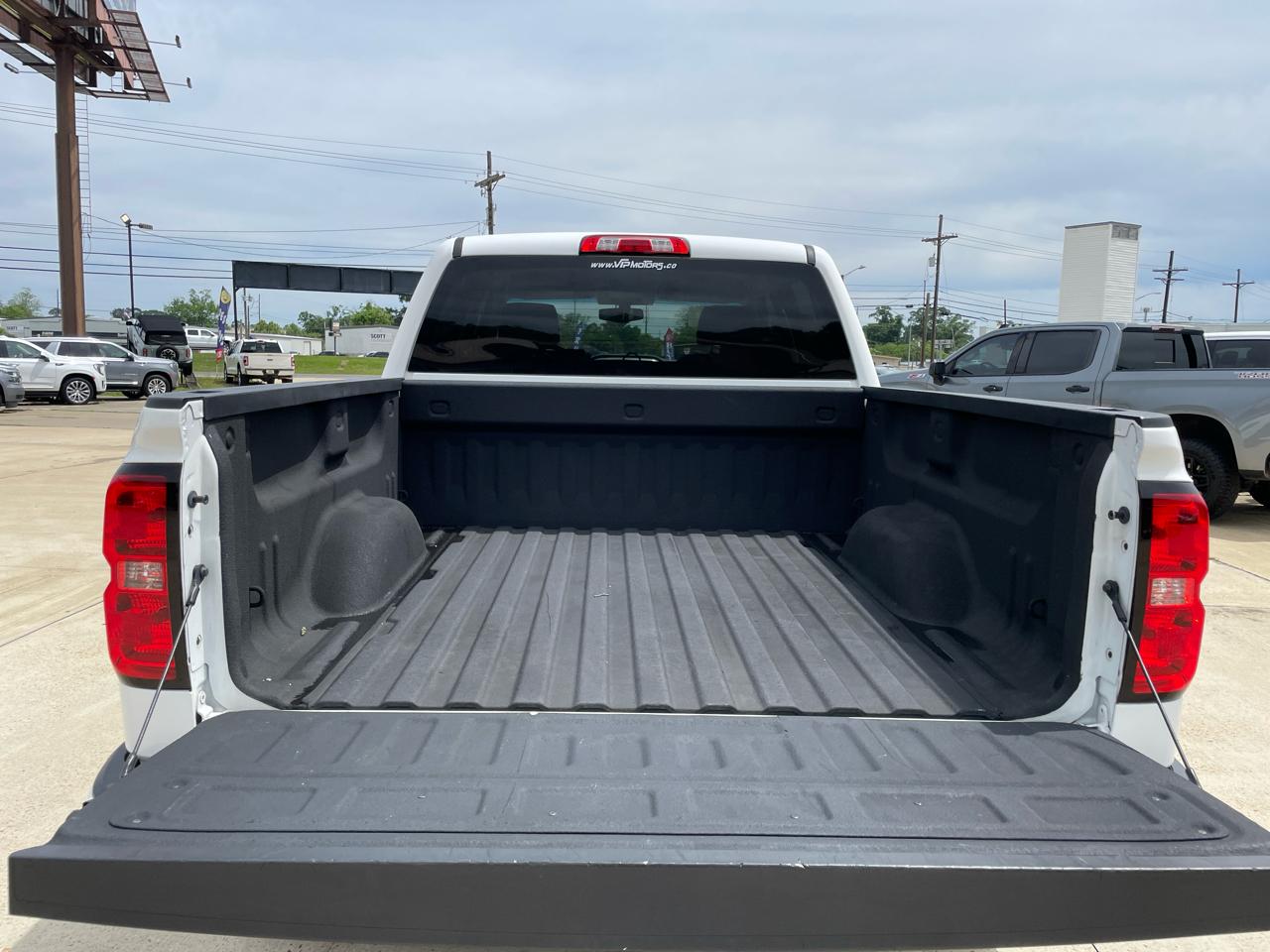Chevrolet Silverado 1500 4WD Crew Cab 143.5" LT w/2LT 2017