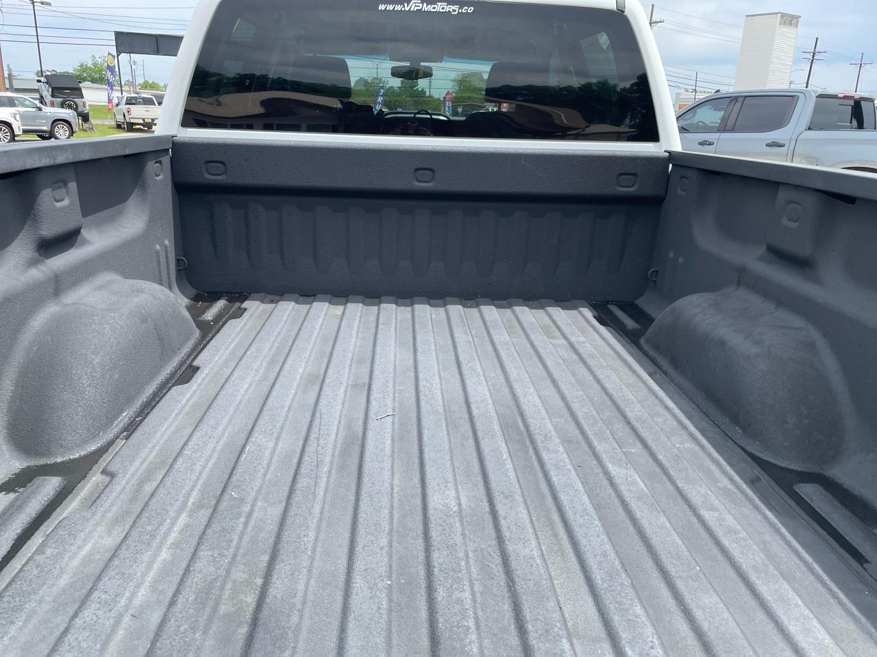 Chevrolet Silverado 1500 4WD Crew Cab 143.5" LT w/2LT 2017