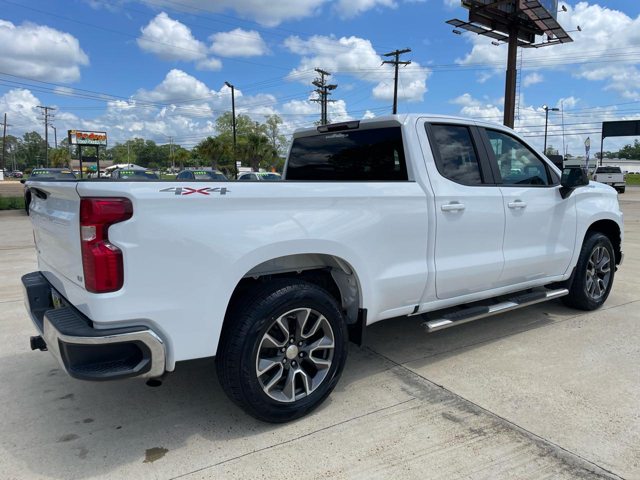 Chevrolet Silverado 1500 4WD Double Cab 147" LT 2020