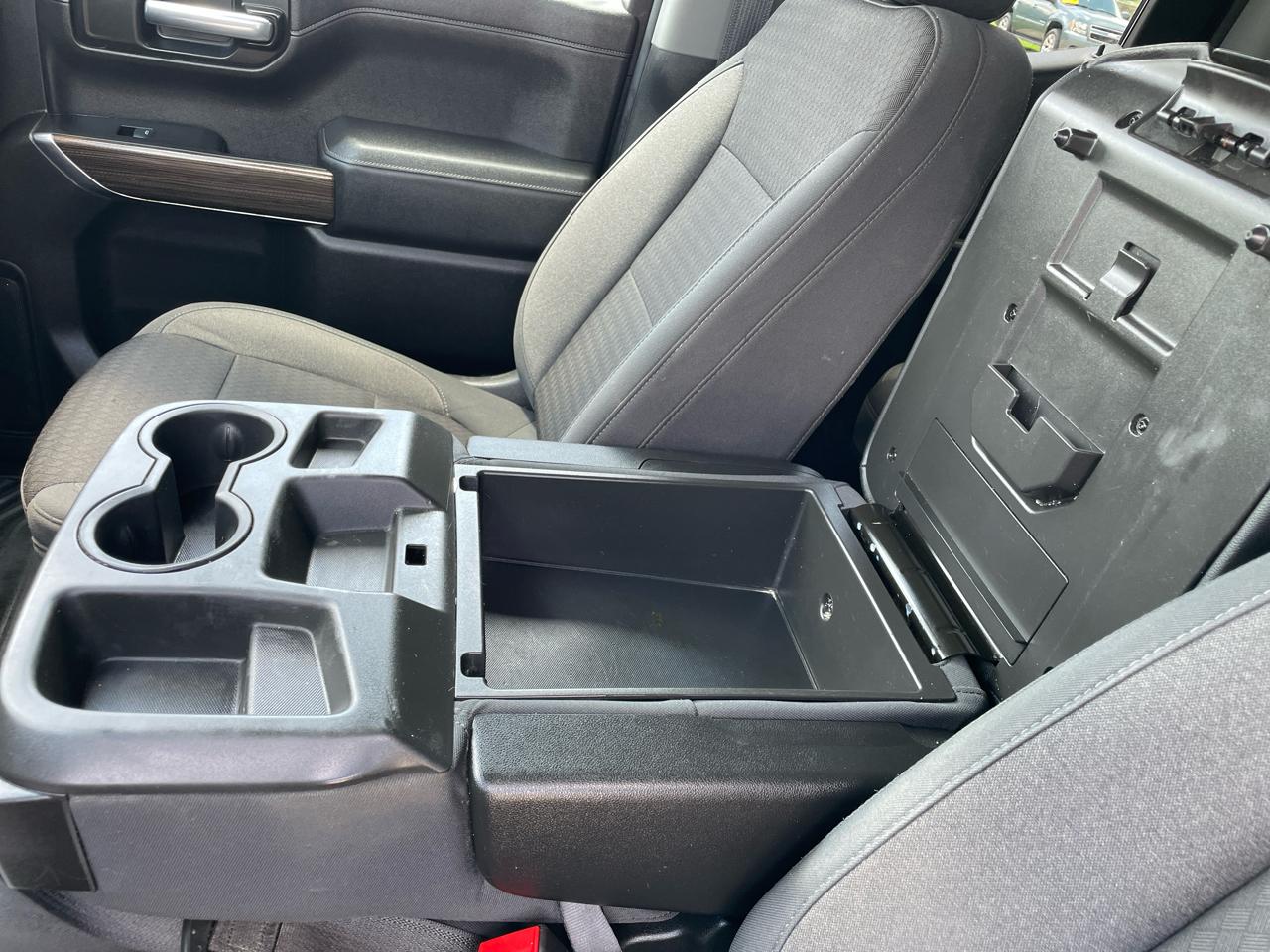 Chevrolet Silverado 1500 4WD Double Cab 147" LT 2020