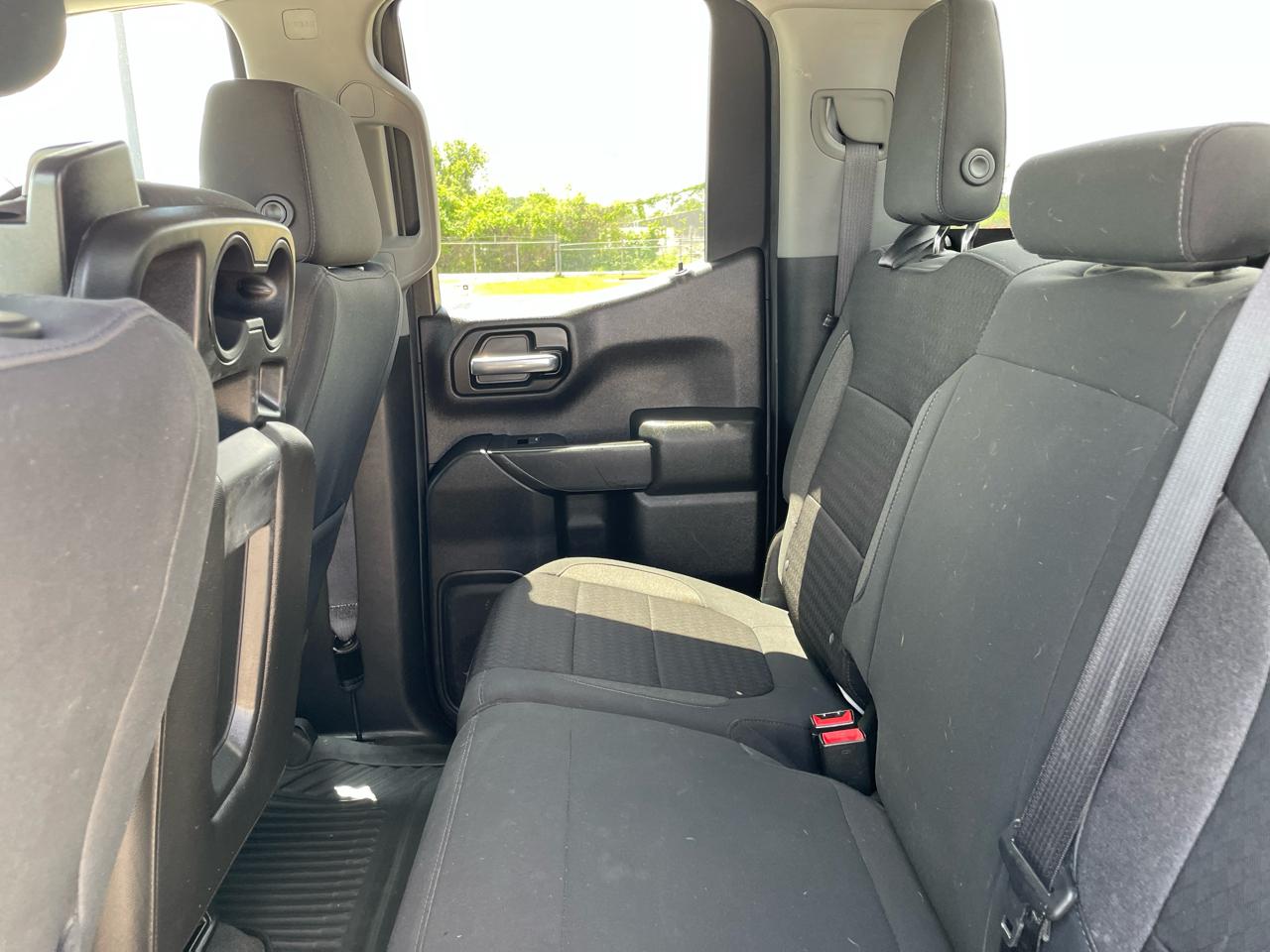 Chevrolet Silverado 1500 4WD Double Cab 147" LT 2020