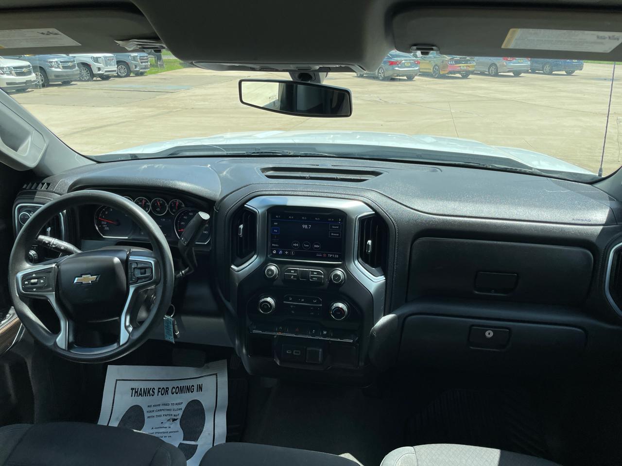 Chevrolet Silverado 1500 4WD Double Cab 147" LT 2020