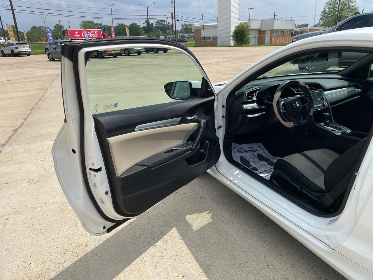 Honda Civic Coupe LX CVT 2018