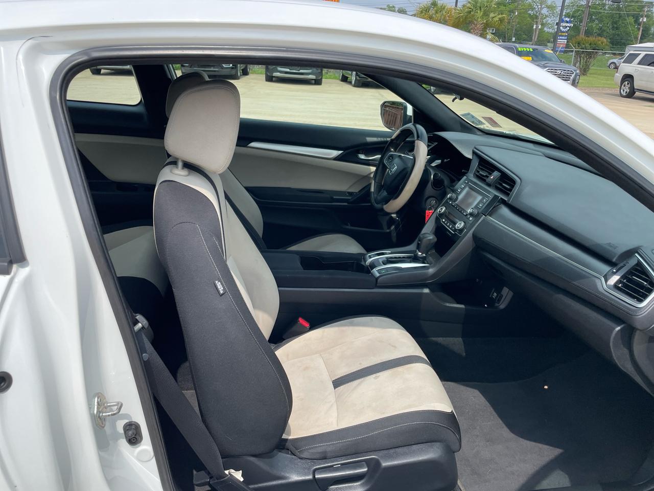 Honda Civic Coupe LX CVT 2018