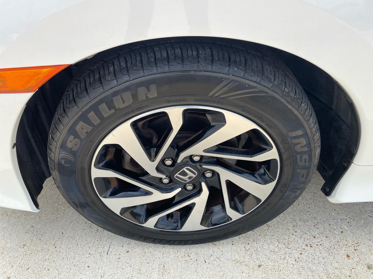Honda Civic Coupe LX CVT 2018