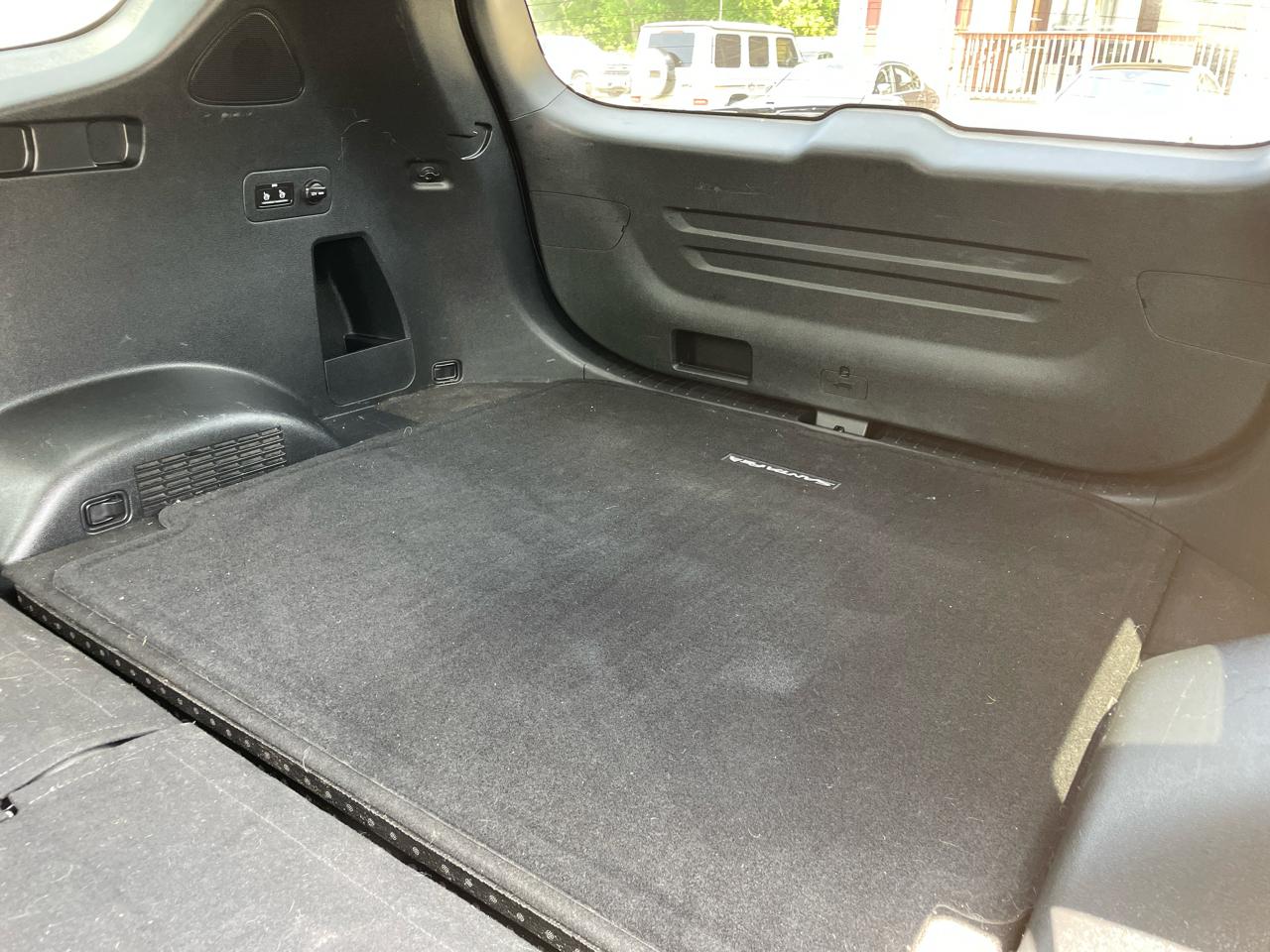 Hyundai Santa Fe Limited 2.4L Auto FWD 2020
