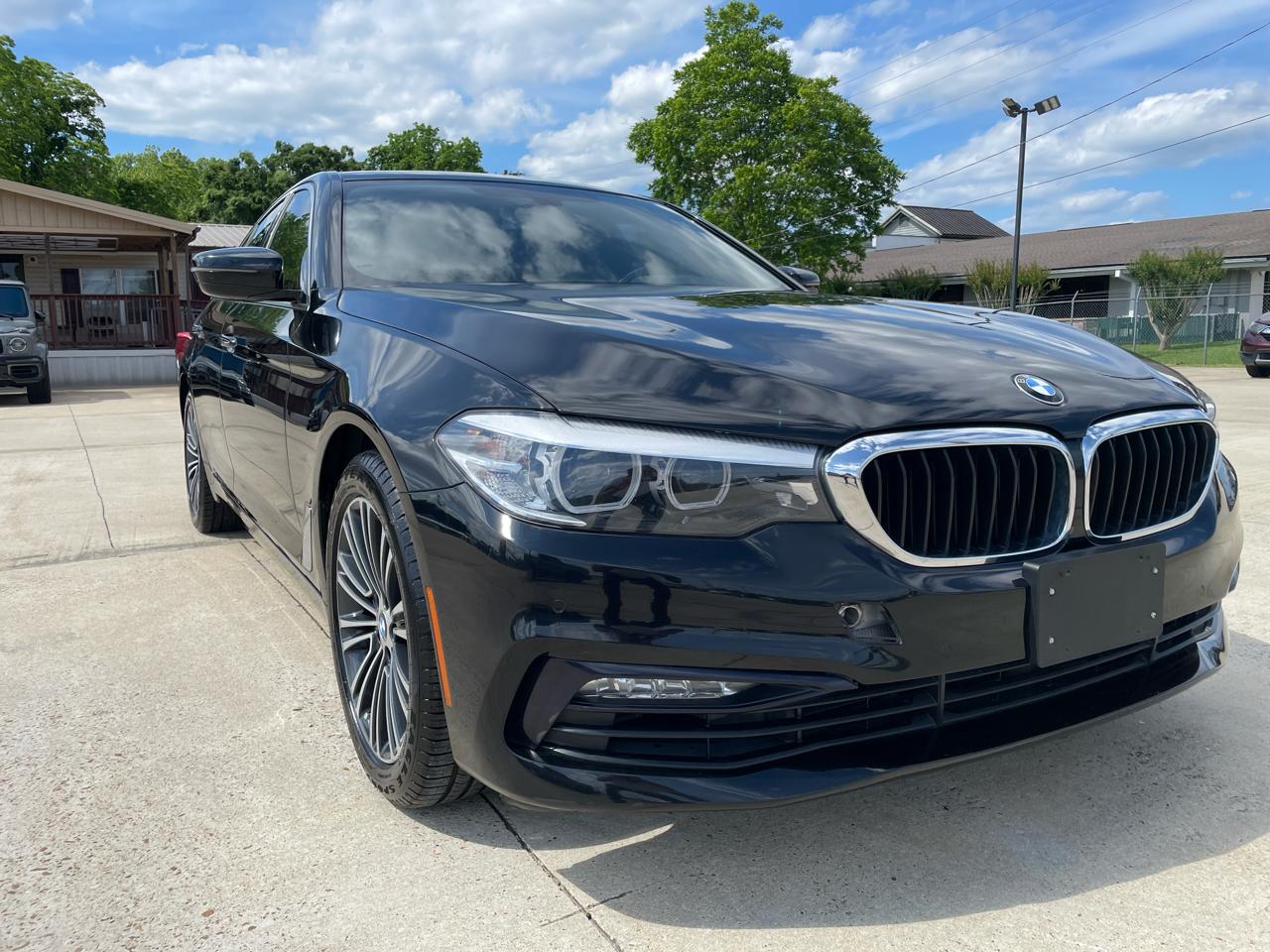 BMW 5 Series 530i Sedan 2018