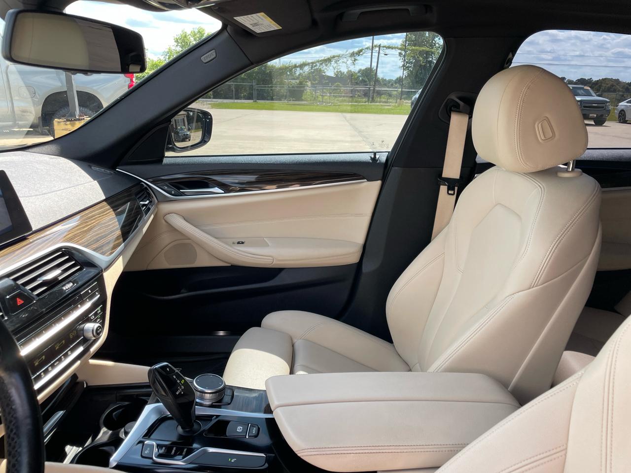 BMW 5 Series 530i Sedan 2018