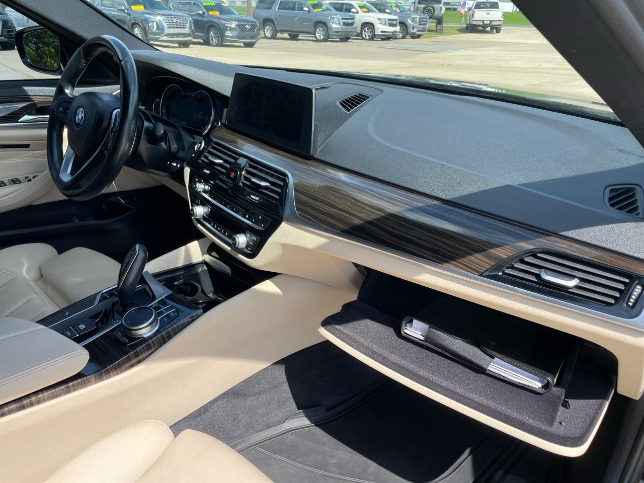 BMW 5 Series 530i Sedan 2018