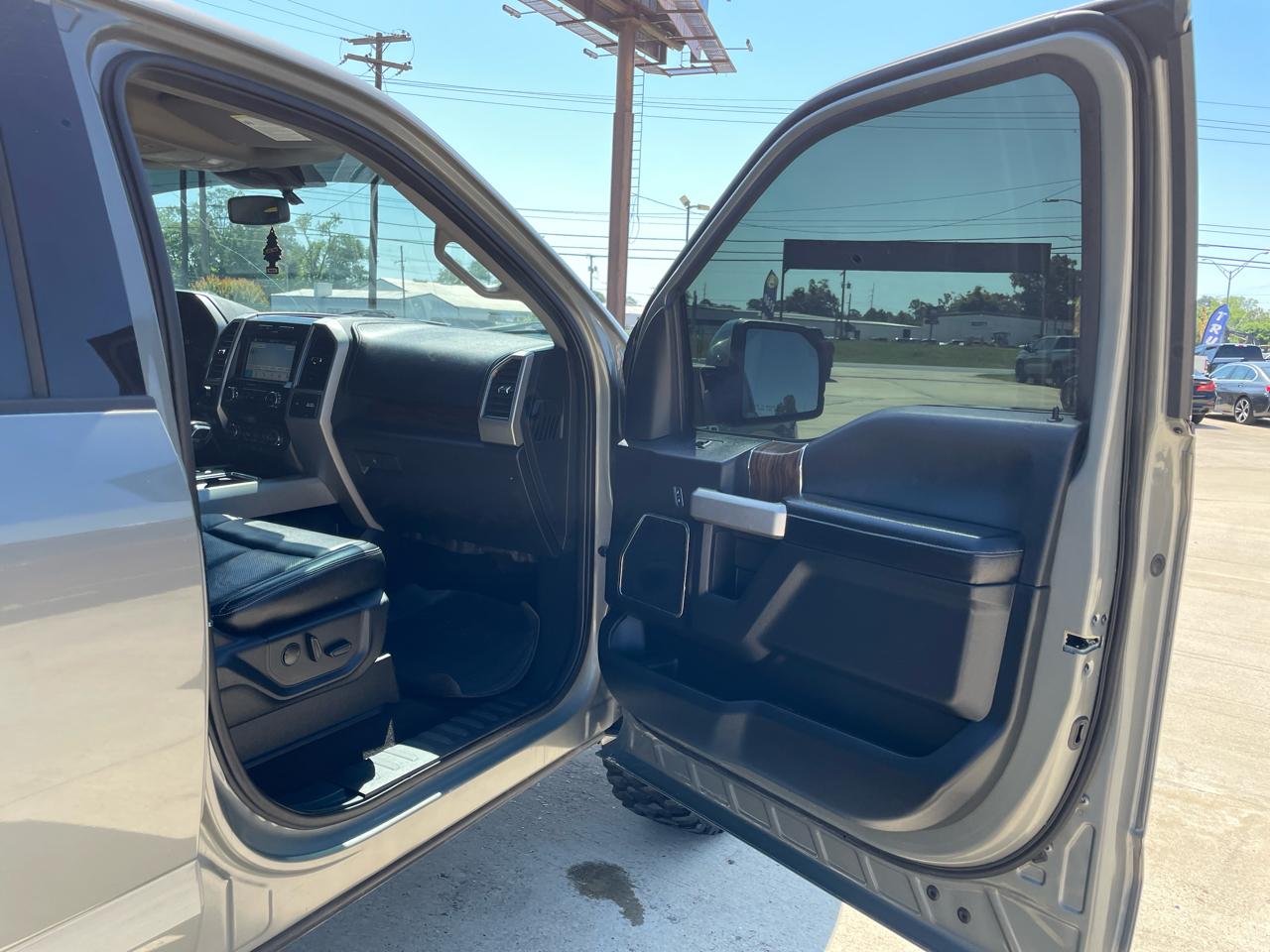 Ford F-150 Lariat SuperCrew 5.5-ft. Bed 4WD 2019