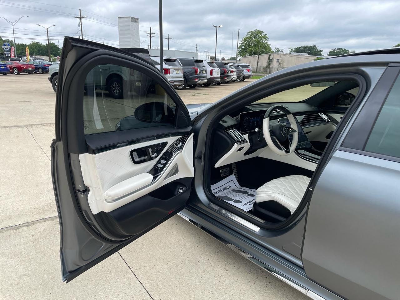 Mercedes-Benz S-Class S 580 4MATIC Sedan 2023