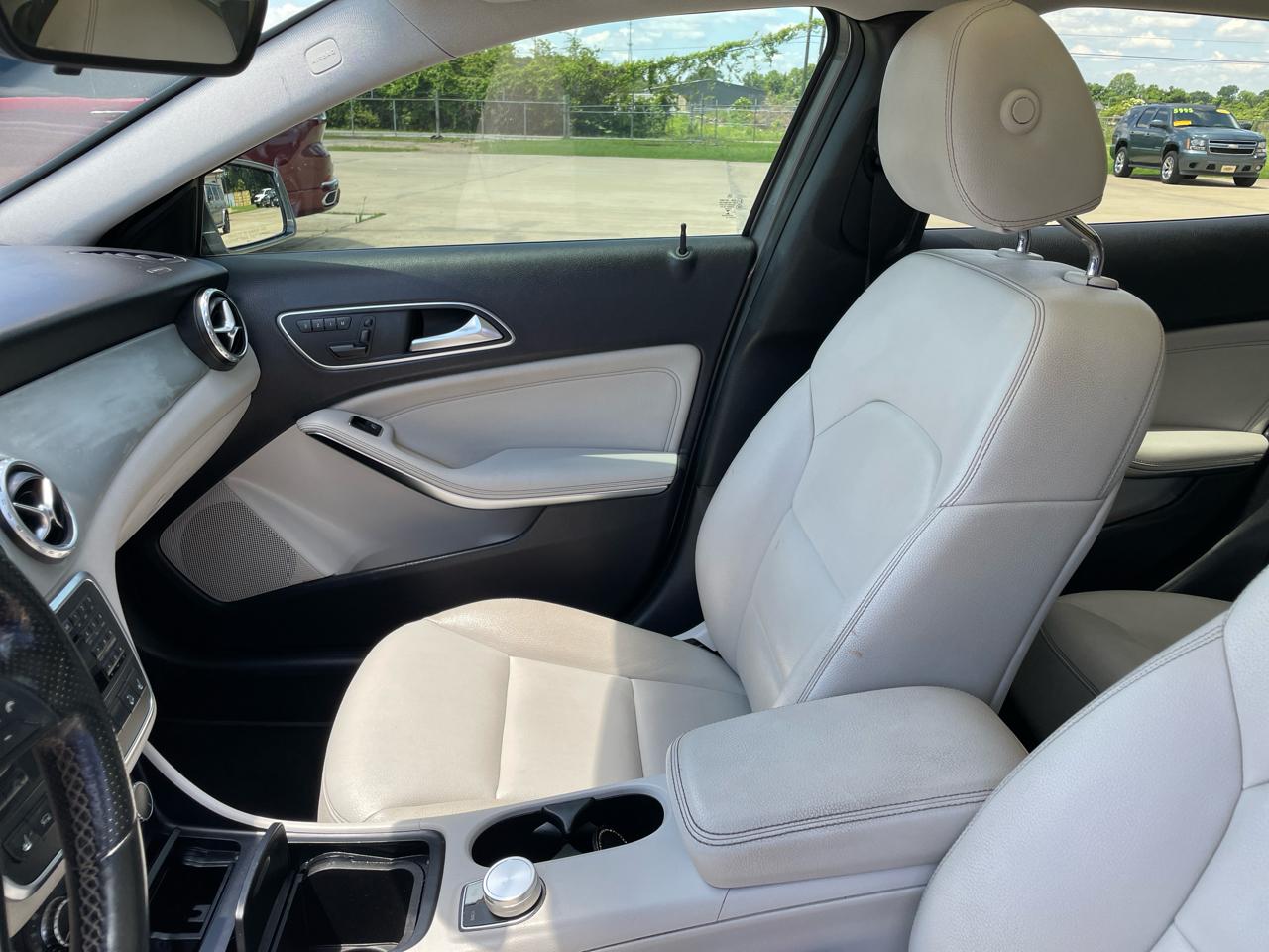 Mercedes-Benz GLA-Class 4MATIC 4dr GLA 250 2015