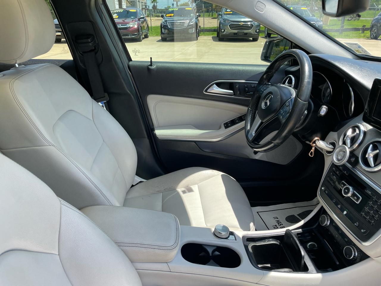 Mercedes-Benz GLA-Class 4MATIC 4dr GLA 250 2015
