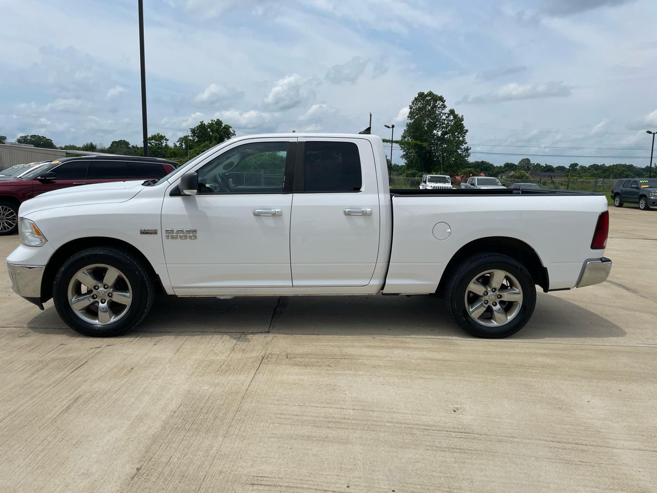 RAM 1500 Big Horn 4x2 Quad Cab 6'4" Box 2017
