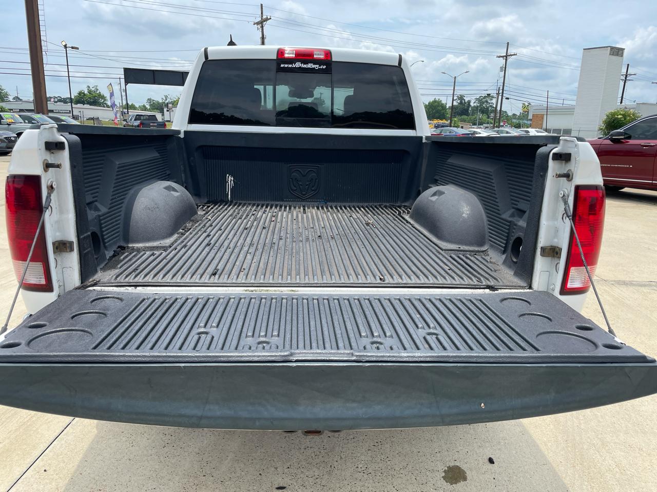 RAM 1500 Big Horn 4x2 Quad Cab 6'4" Box 2017