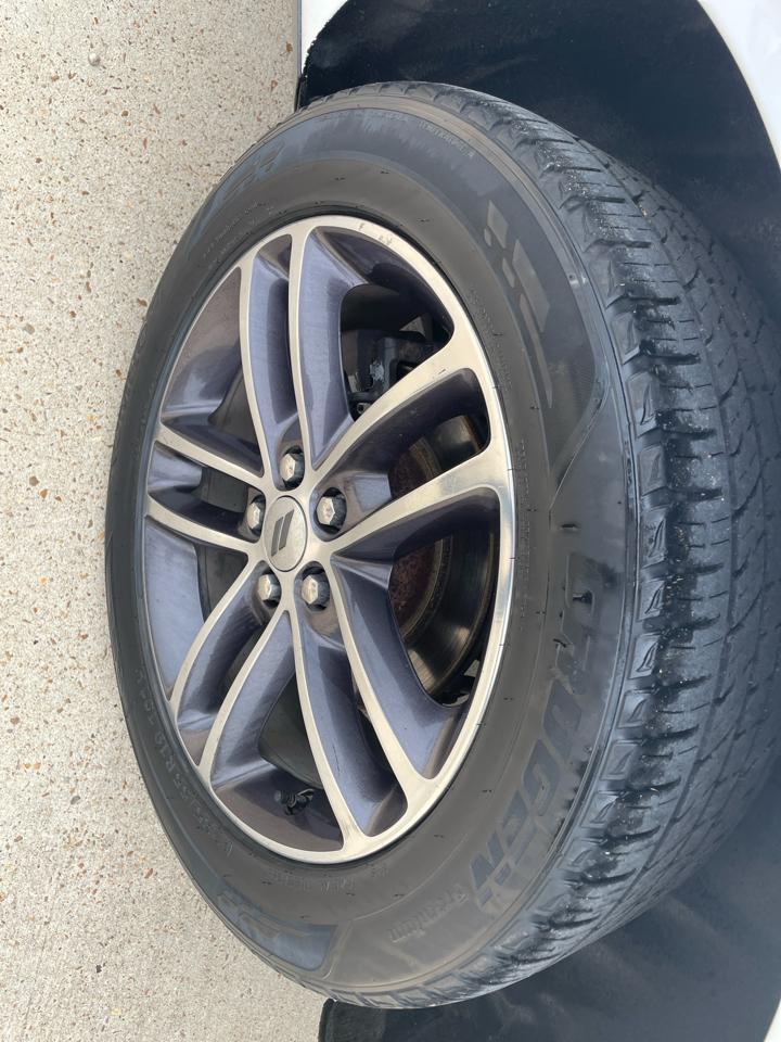 Dodge Challenger GT AWD 2018