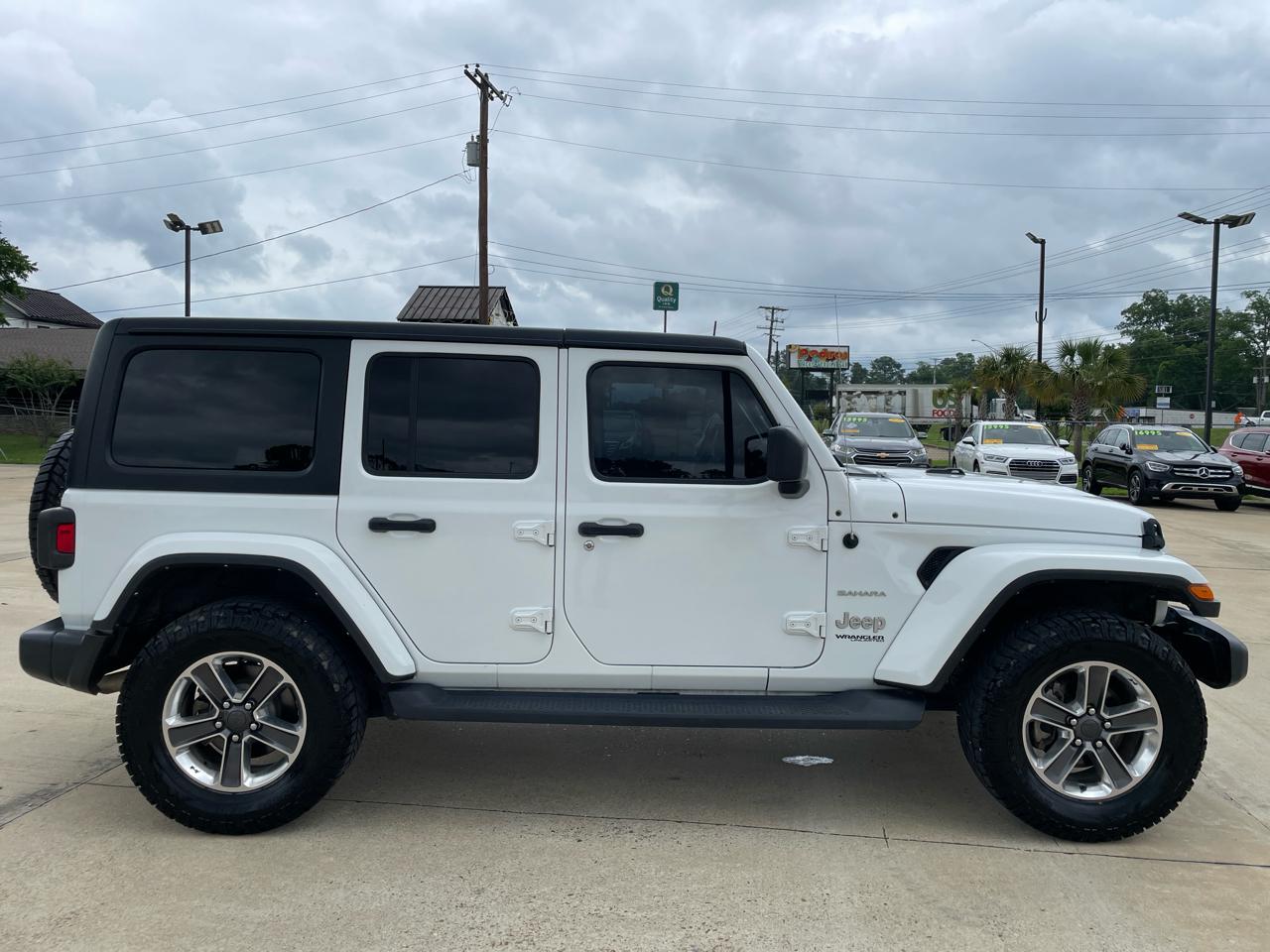 Jeep Wrangler Unlimited Sahara 4x4 2021