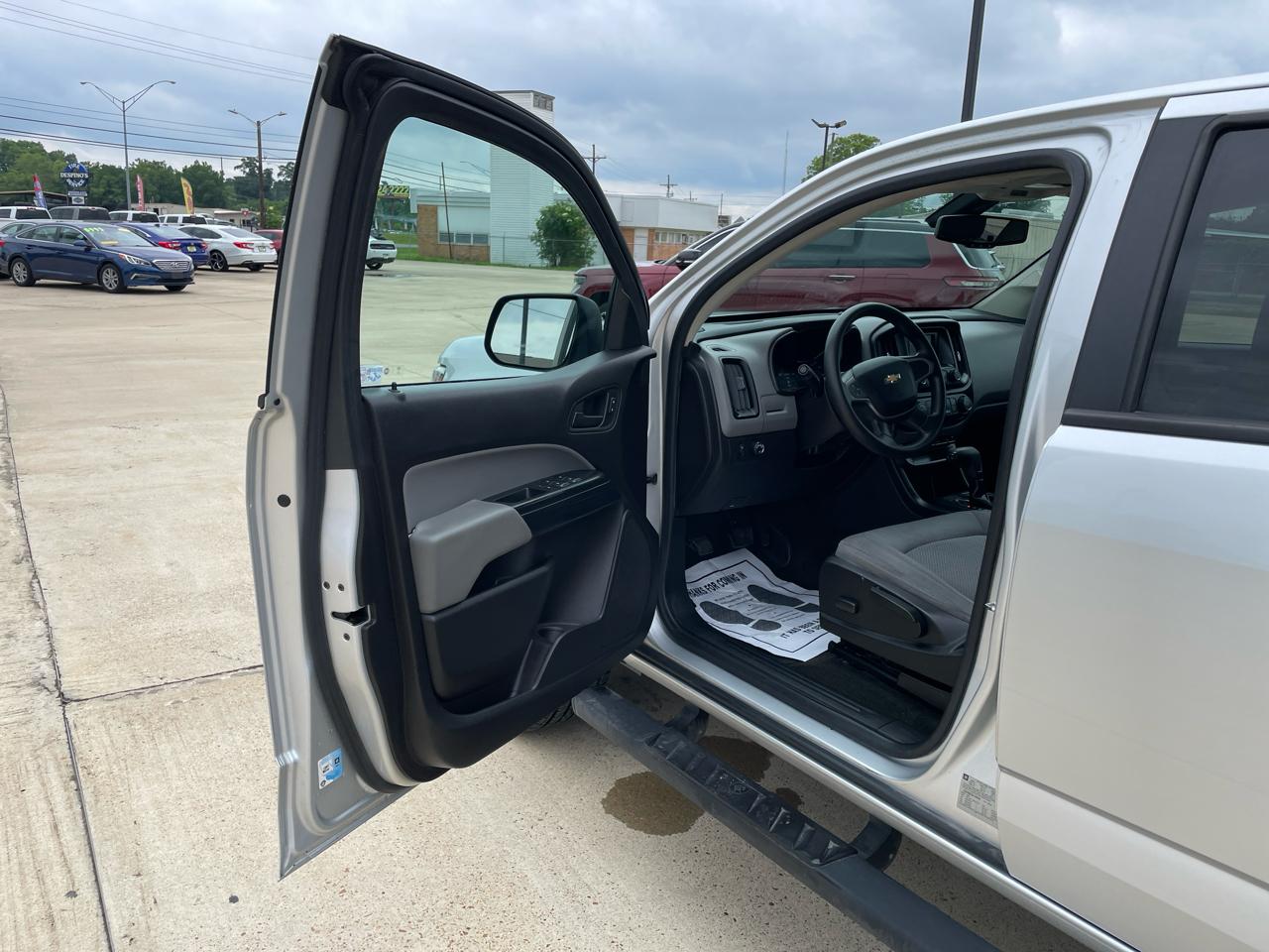 Chevrolet Colorado 2WD Crew Cab 128.3" WT 2016
